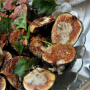 Grilled figs and blue cheese