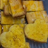 Saffron shortbread