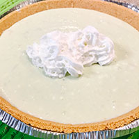 Avocado dessert pie