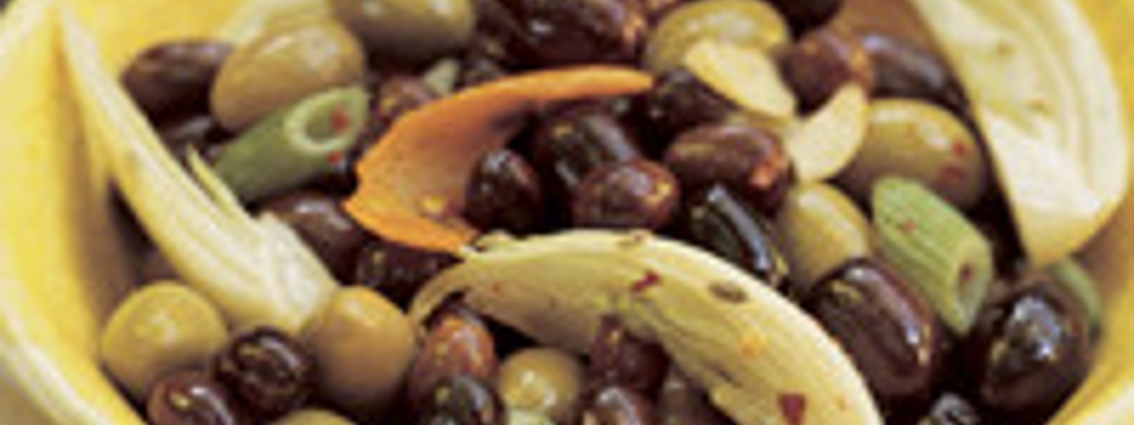 Warm olives with fennel and orange