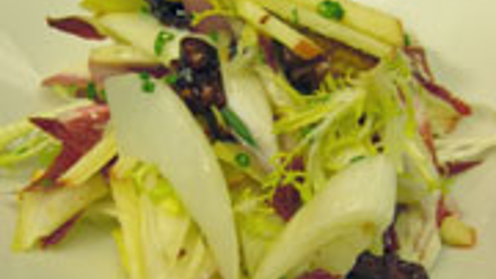 Apple and endive salad