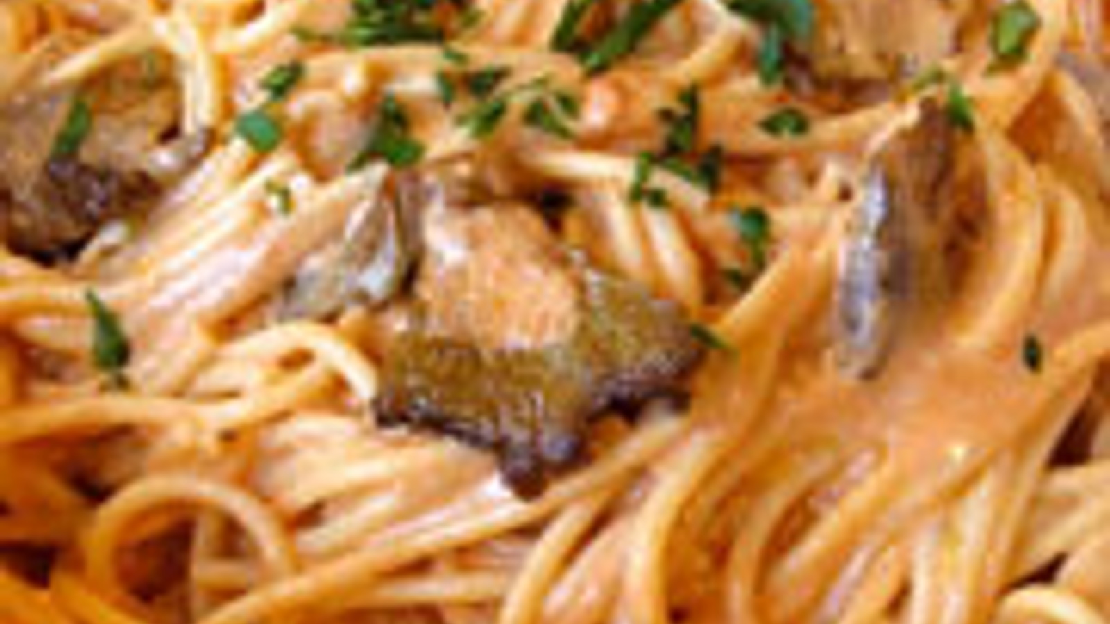 Oyster mushroom pasta in pink sauce