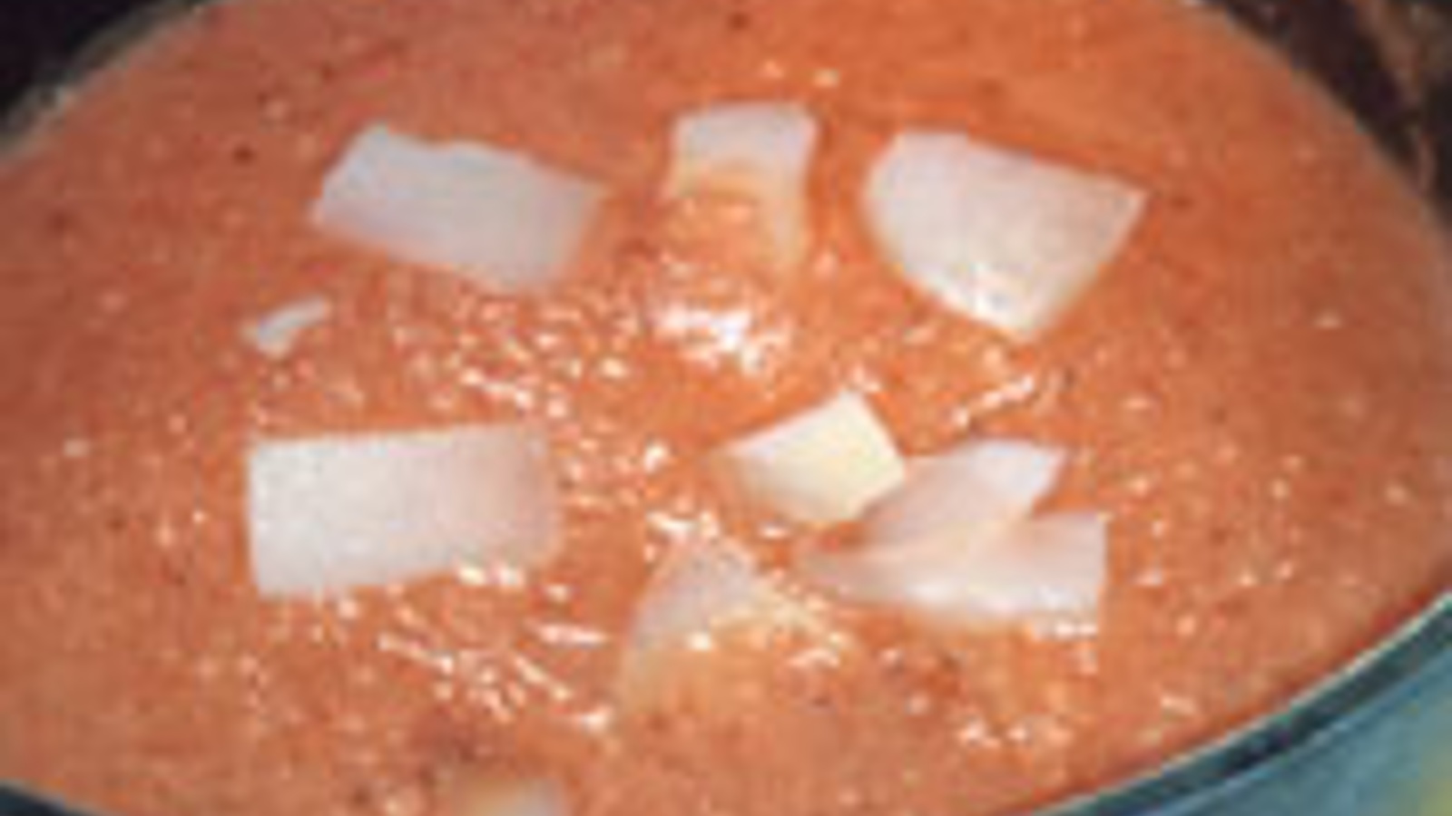 Spicy roasted red pepper and tomato soup