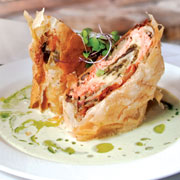 Salmon en croute with shiitake mushrooms