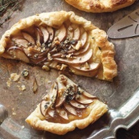 Pear-thyme galettes